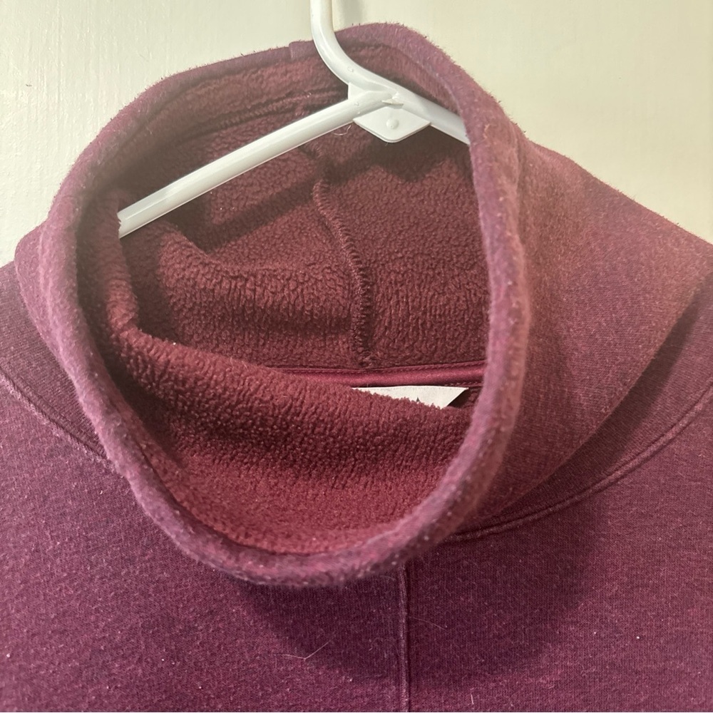 ATHLETA Cozy Karma Funnel Neck Plush Lined Sweatshirt Pullover Burgundy Size M - Picture 3 of 7